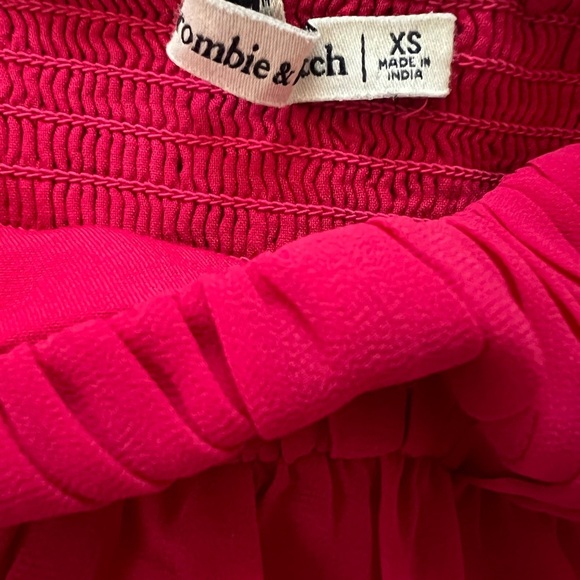 Abercrombie & Fitch Long Sleeve Top - Picture 3 of 3